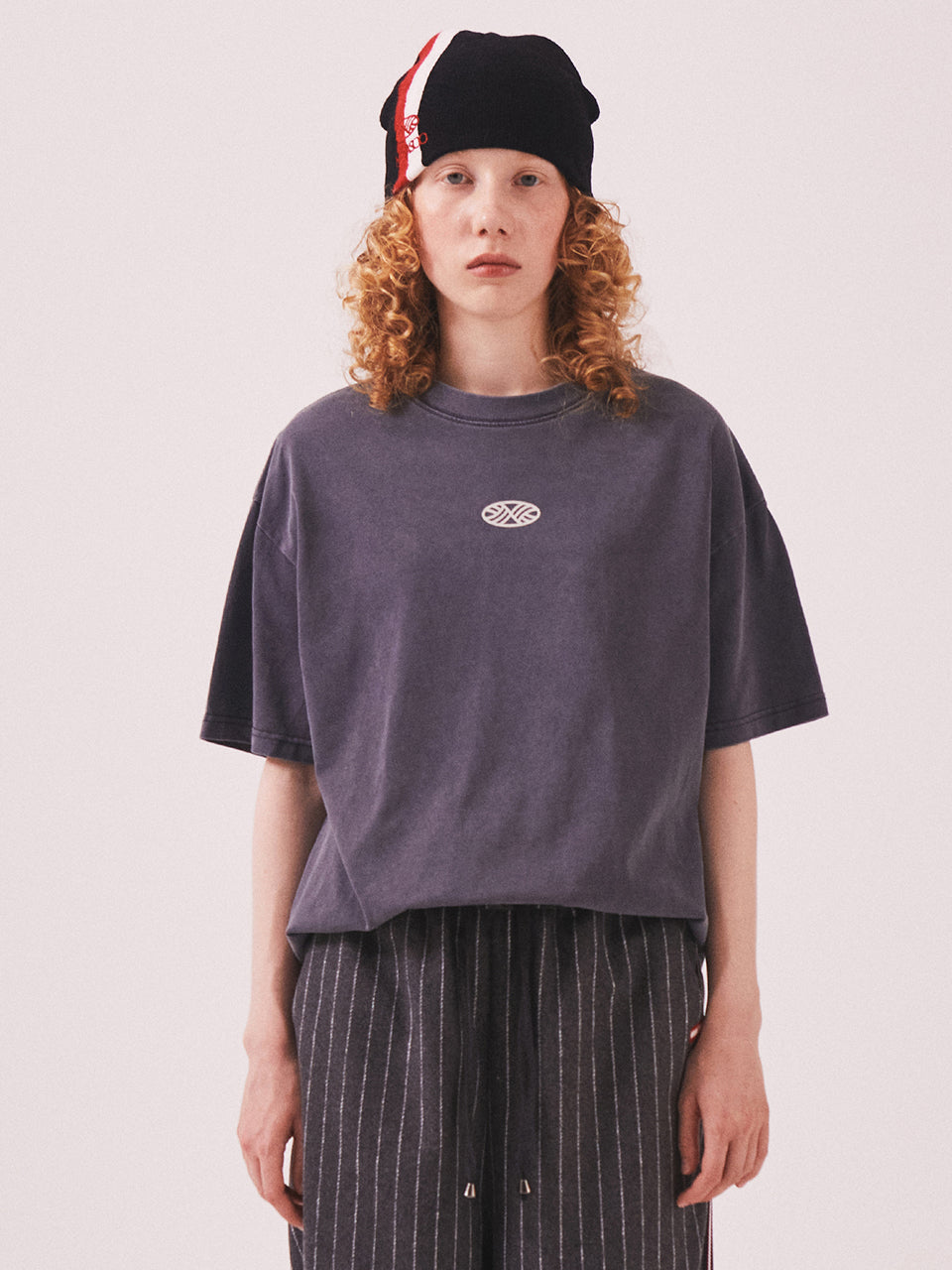 275g Heavy Cotton Circle Hearttrack Pigment T Shirt_Charcoal