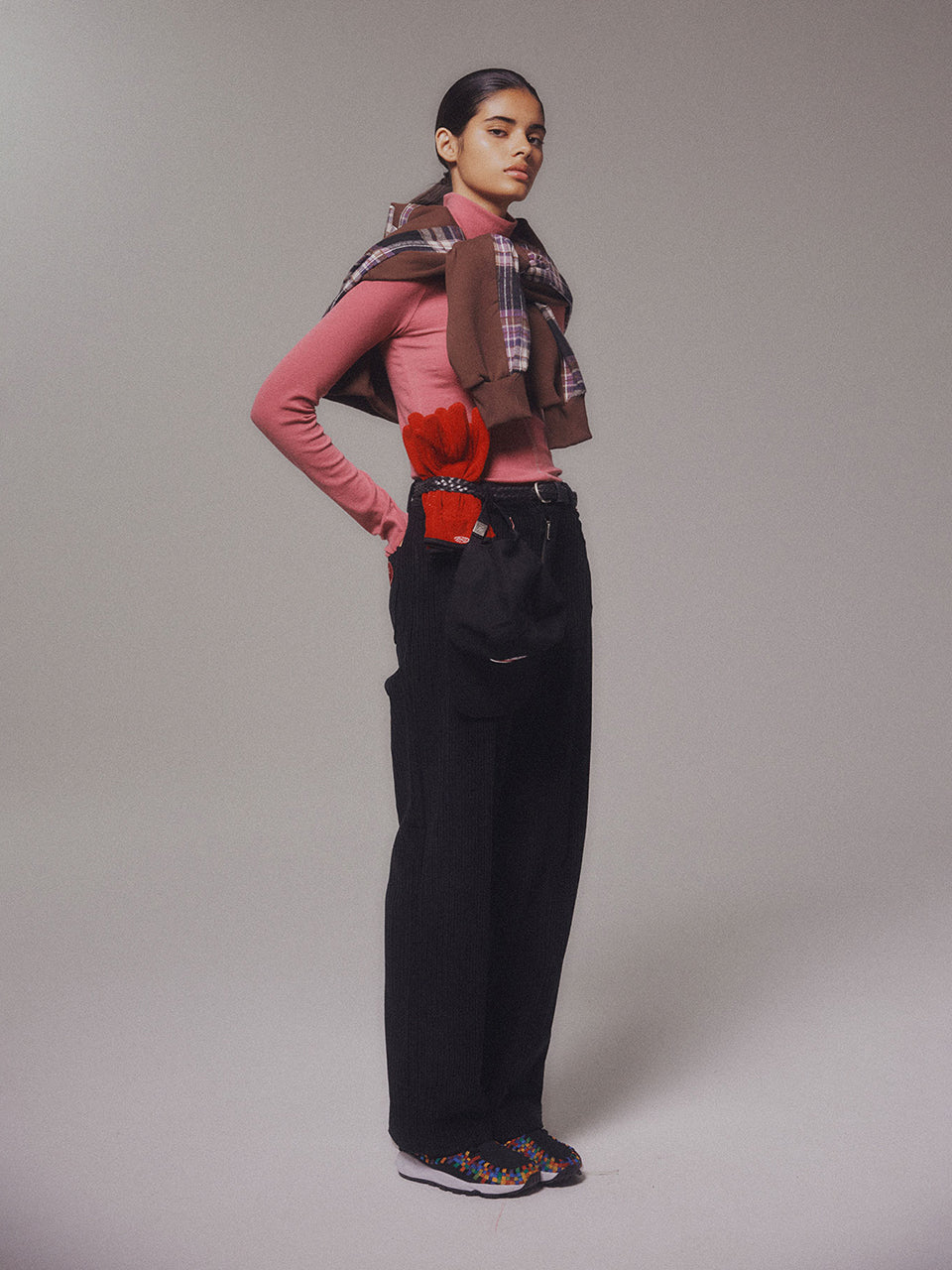 Finger Hole Turtleneck TOP_Indian Pink