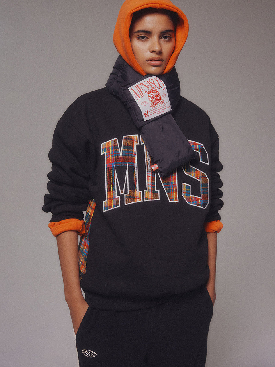 Check Combination Sweatshirt_Black_기모원단