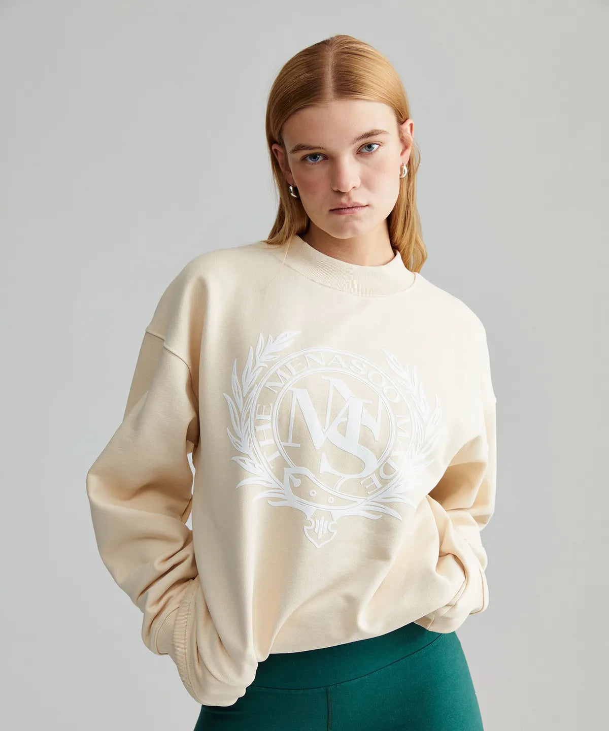 UNISEX HERITAGE EMBLEM MOCK-NECK SWEATSHIRT IVORY