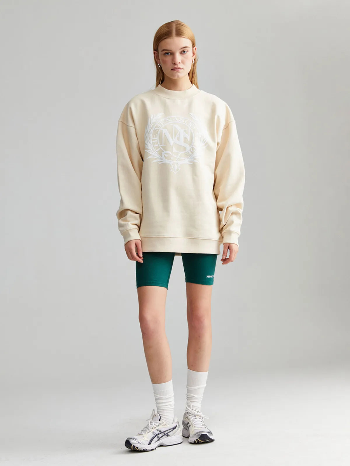 UNISEX HERITAGE EMBLEM MOCK-NECK SWEATSHIRT IVORY